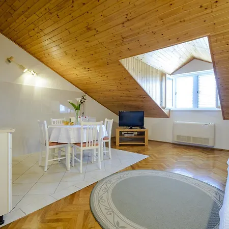 Matic Apartment *